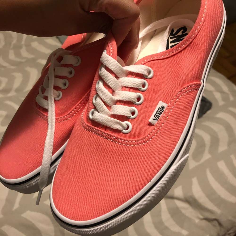 🚫SOLD🚫Vans Authentic Pink Sneakers NEW! - Picture 8 of 8